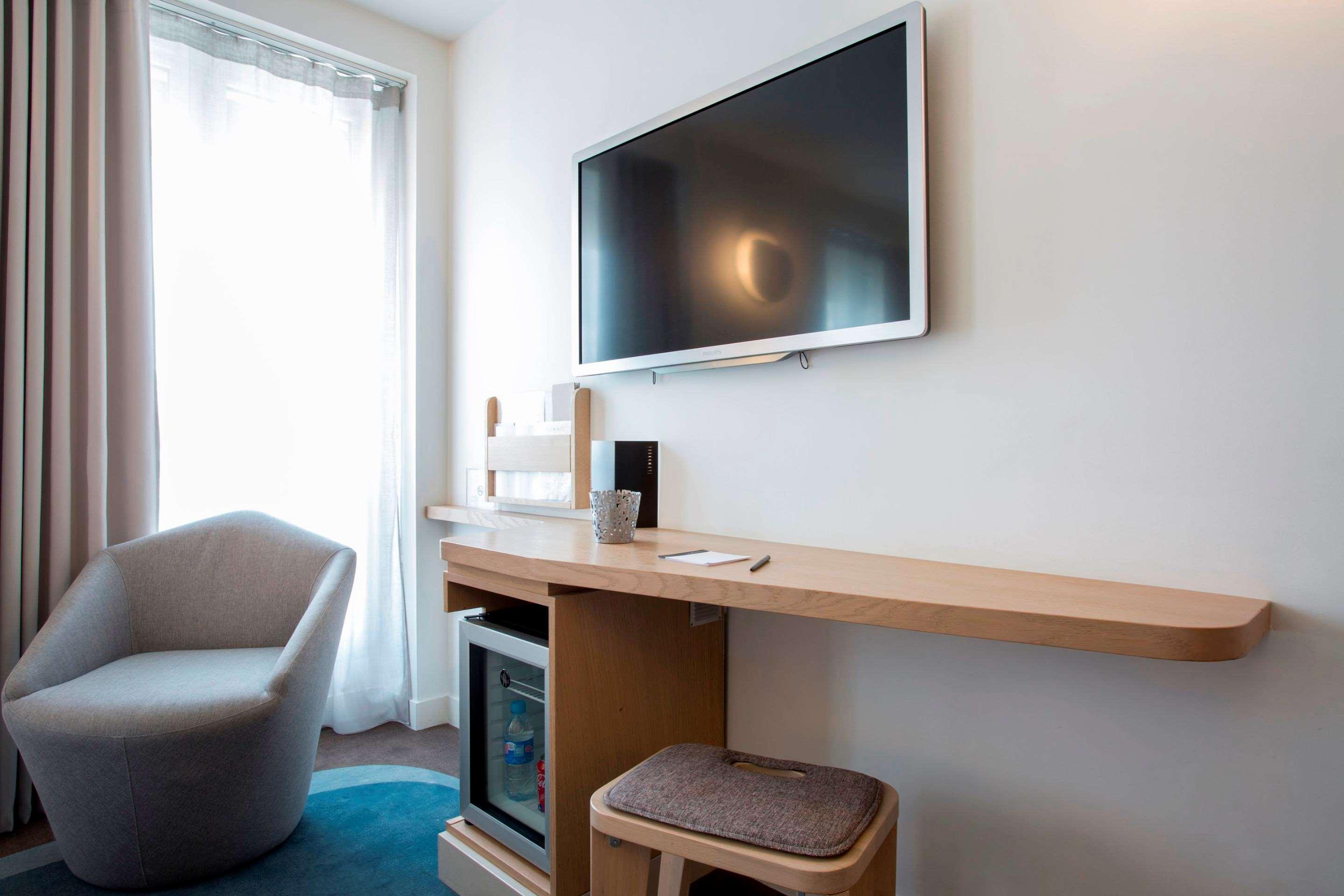 Hotel Le Marcel Paris Gare De L'Est Екстериор снимка