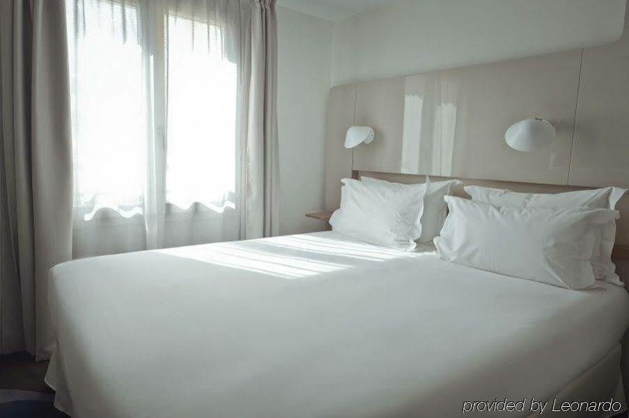 Hotel Le Marcel Paris Gare De L'Est Екстериор снимка